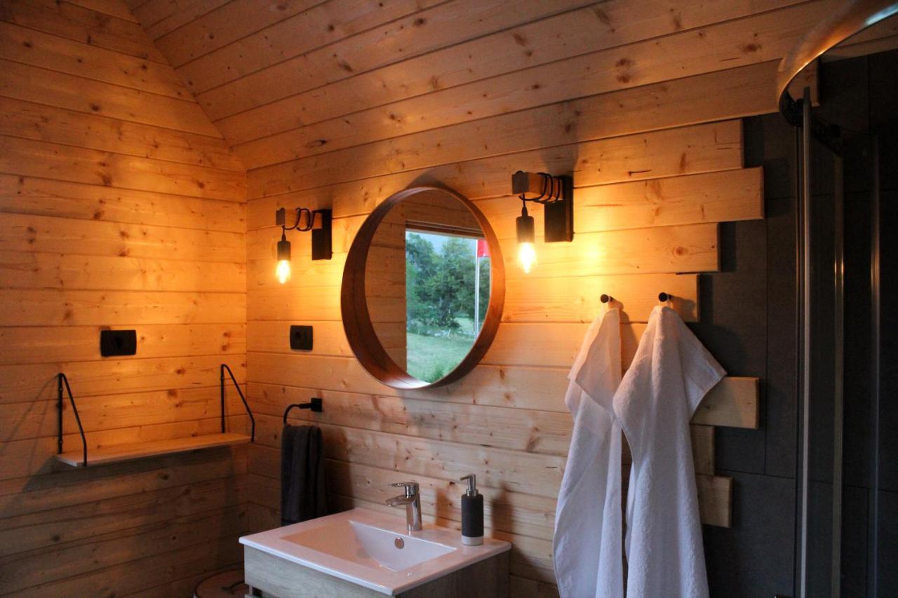 Отель Hiska-Glamping Айдовшчина Экстерьер фото